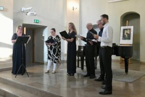 Członkowie chóru Cantate Deo