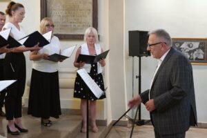 Chór Partytura z dyrygentem